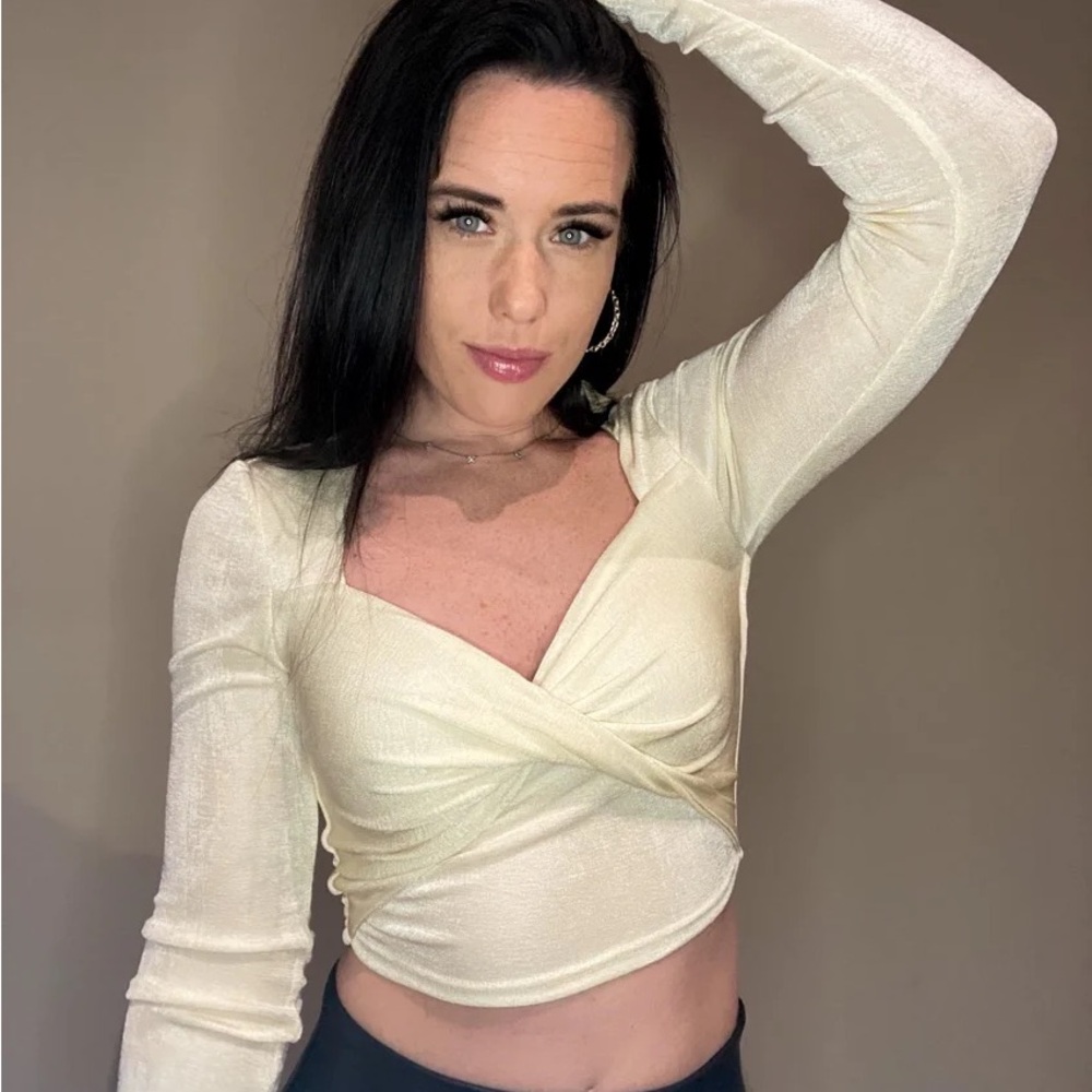 Long Sleeve Crop Top